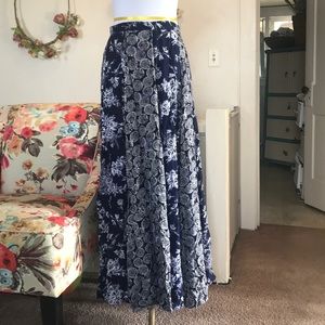 En Creme | Navy Blue High Waisted Skirt